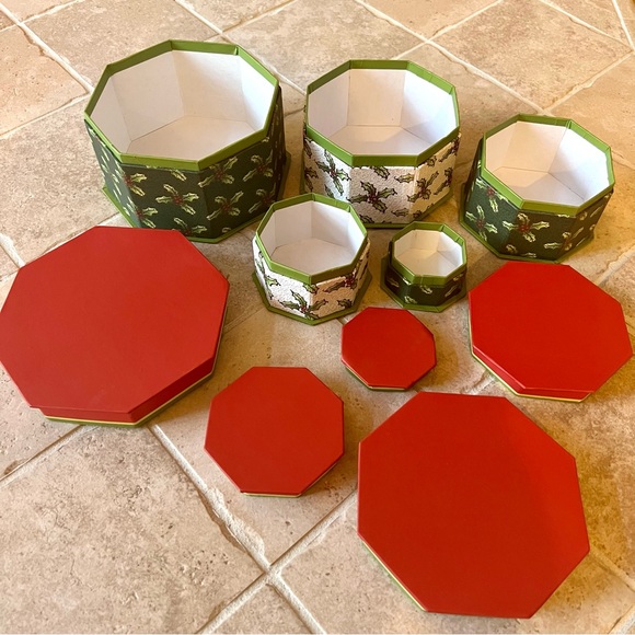 Nesting Christmas Holiday Boxes - Picture 4 of 7